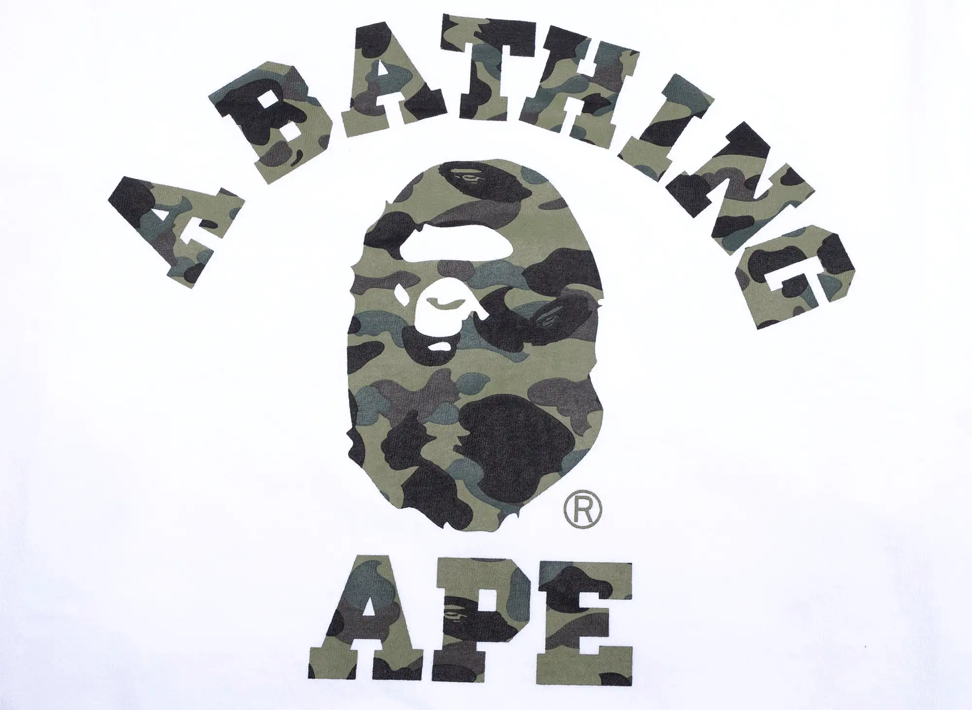 A Bathing Ape 1st Camo Camo College L/S Tee in White xld