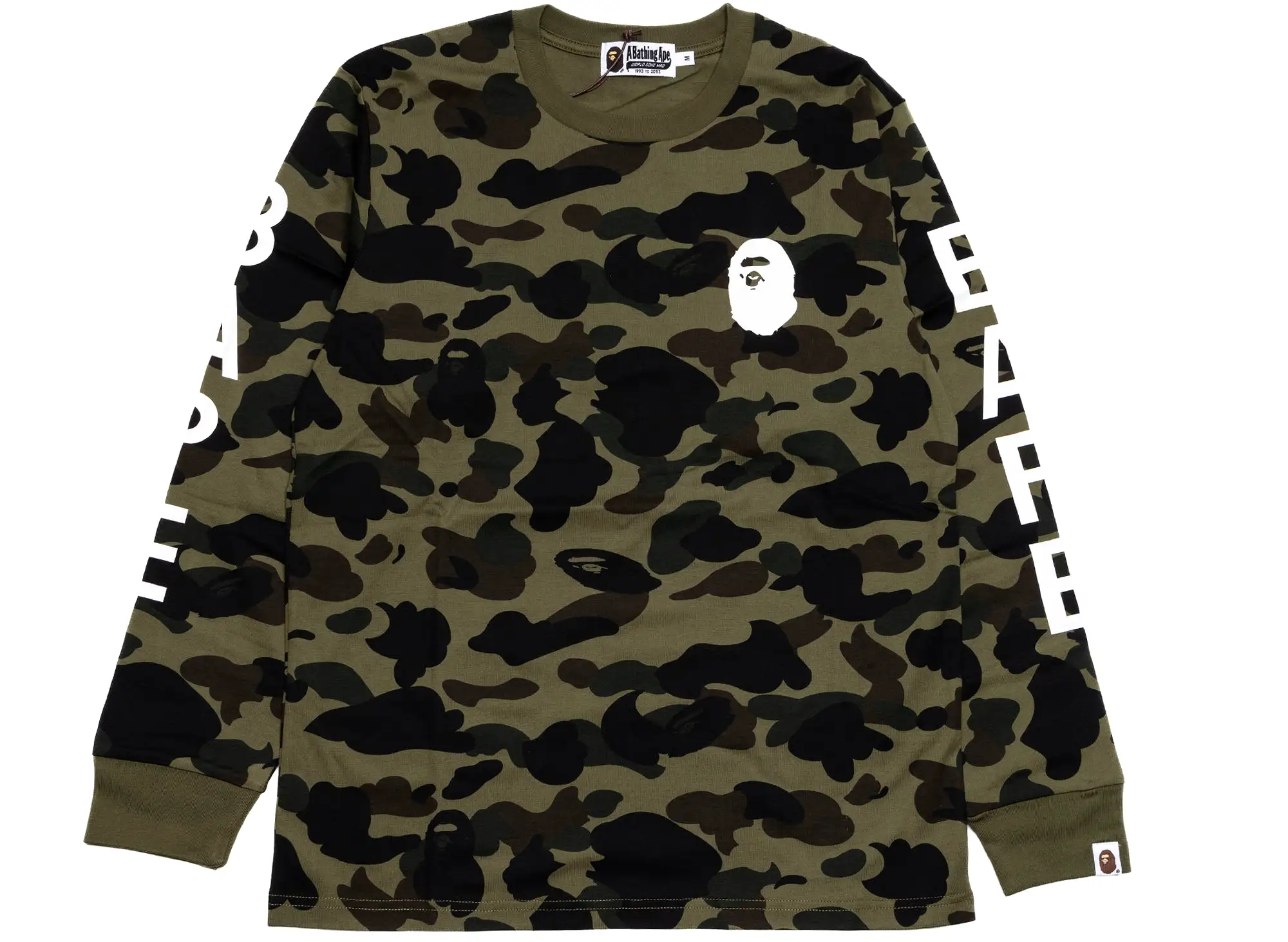 A Bathing Ape 1st Camo L/S Tee in Green xld