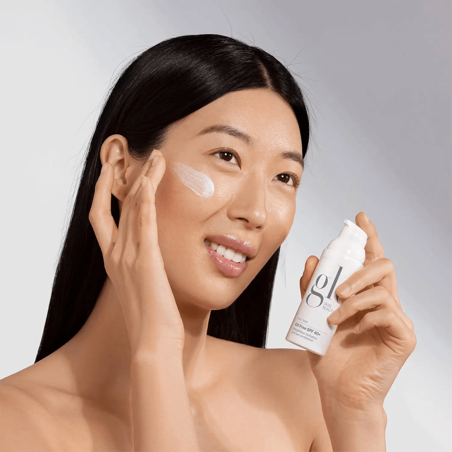 Glo Skin Beauty | Oil Free SPF40 Free Gift