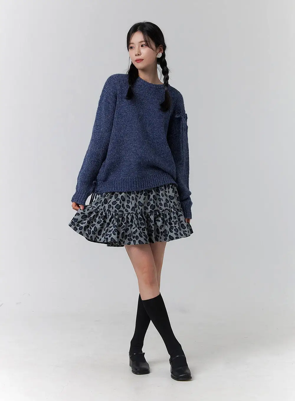 Knit Round Neck Long Sleeve Sweater OJ417