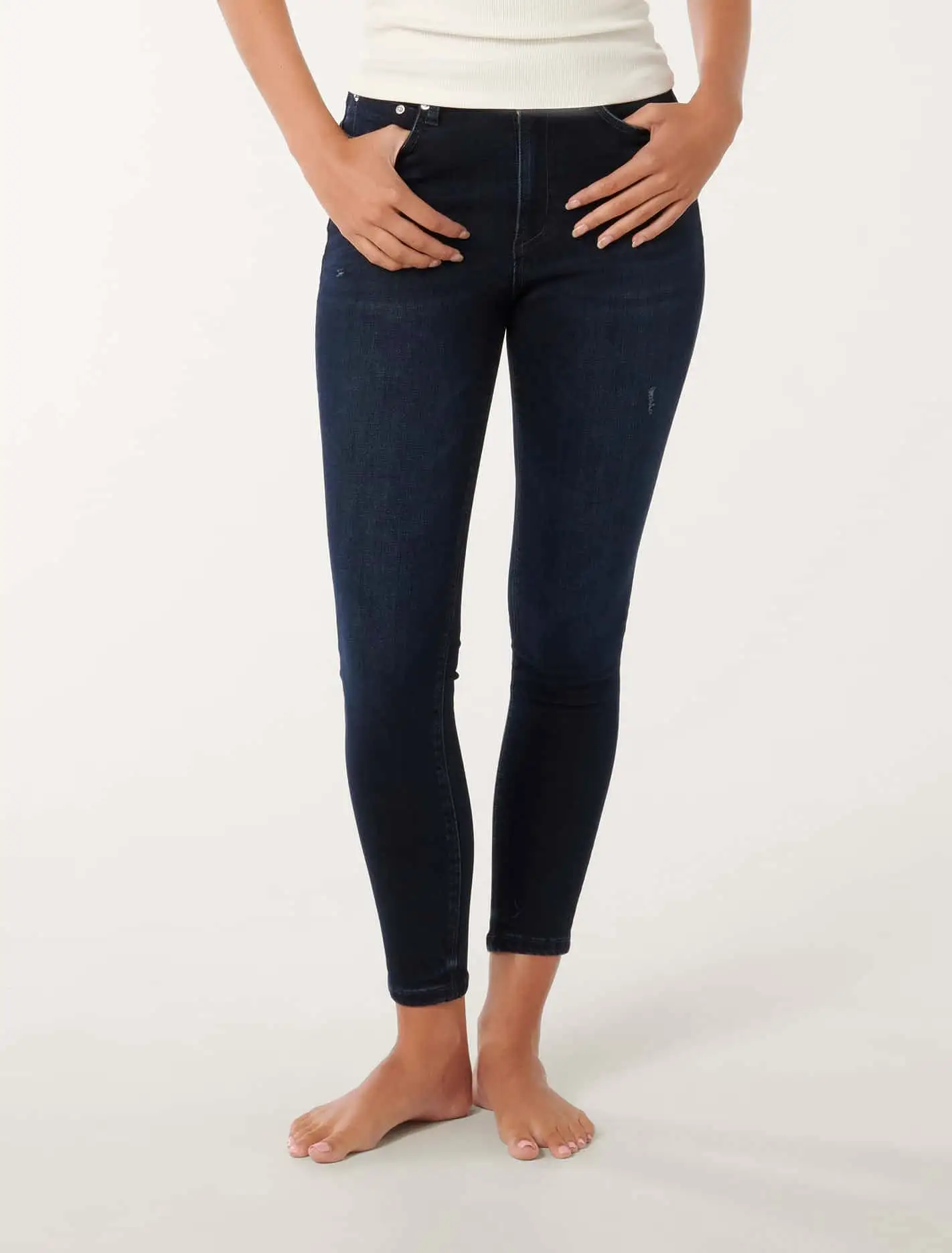 Nala Mid-Rise Skinny Jeans