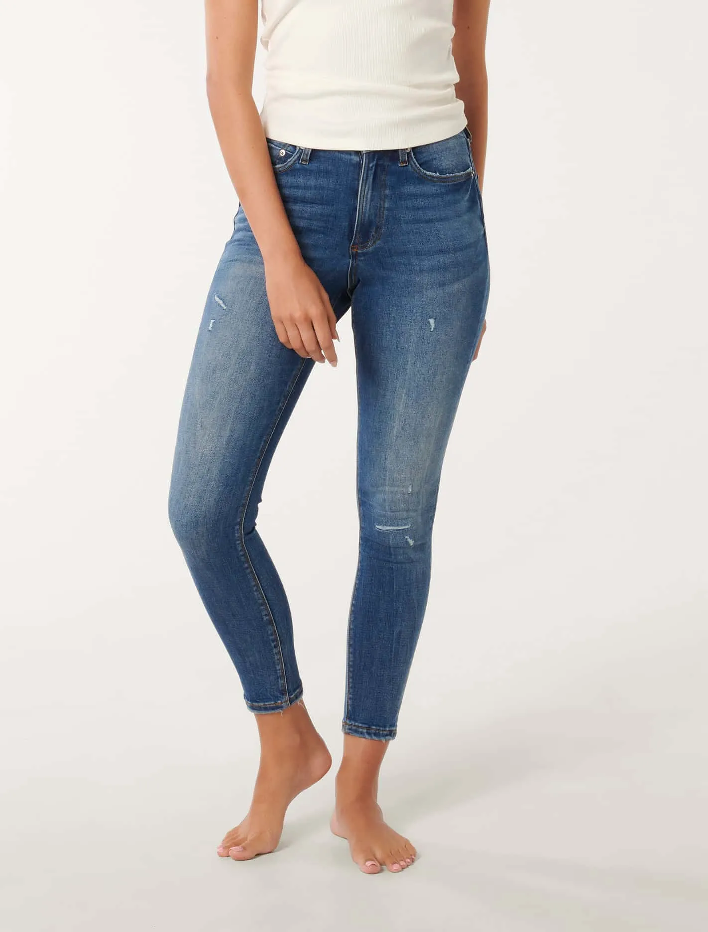 Nala Mid-Rise Skinny Jeans