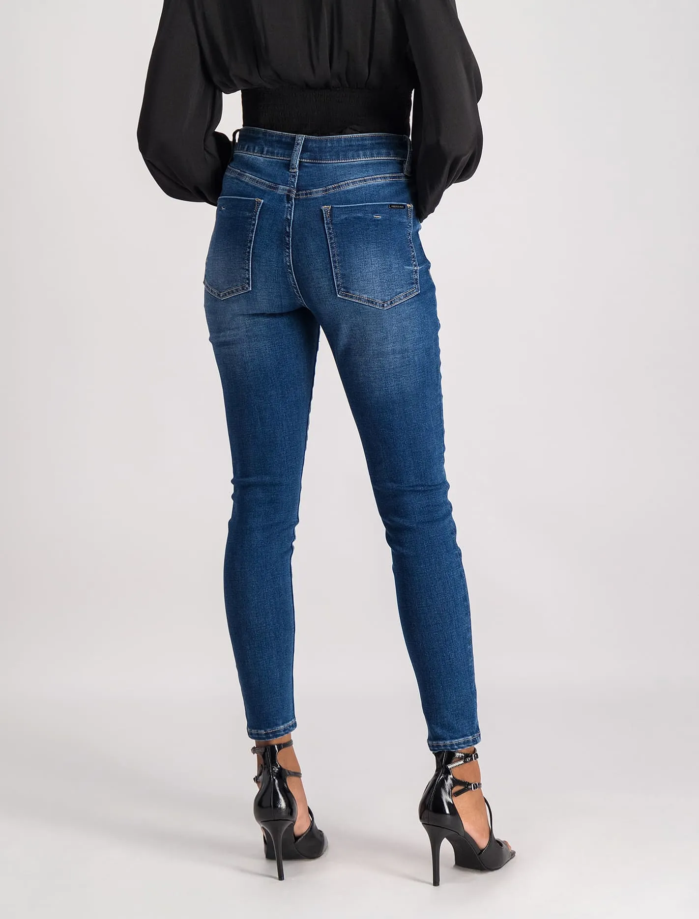 Nala Mid-Rise Skinny Jeans