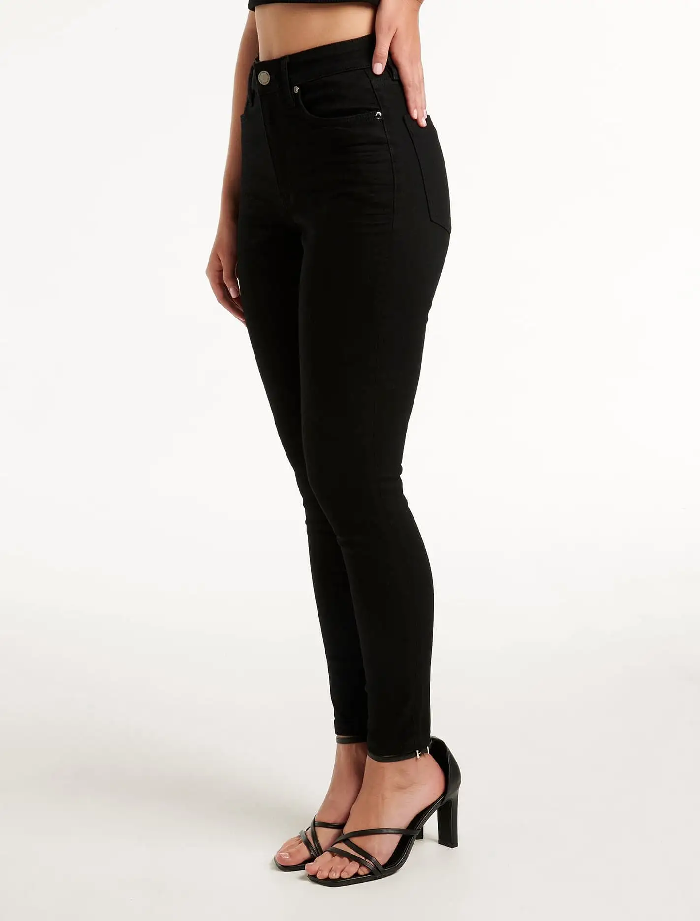 Nala Mid-Rise Skinny Jeans