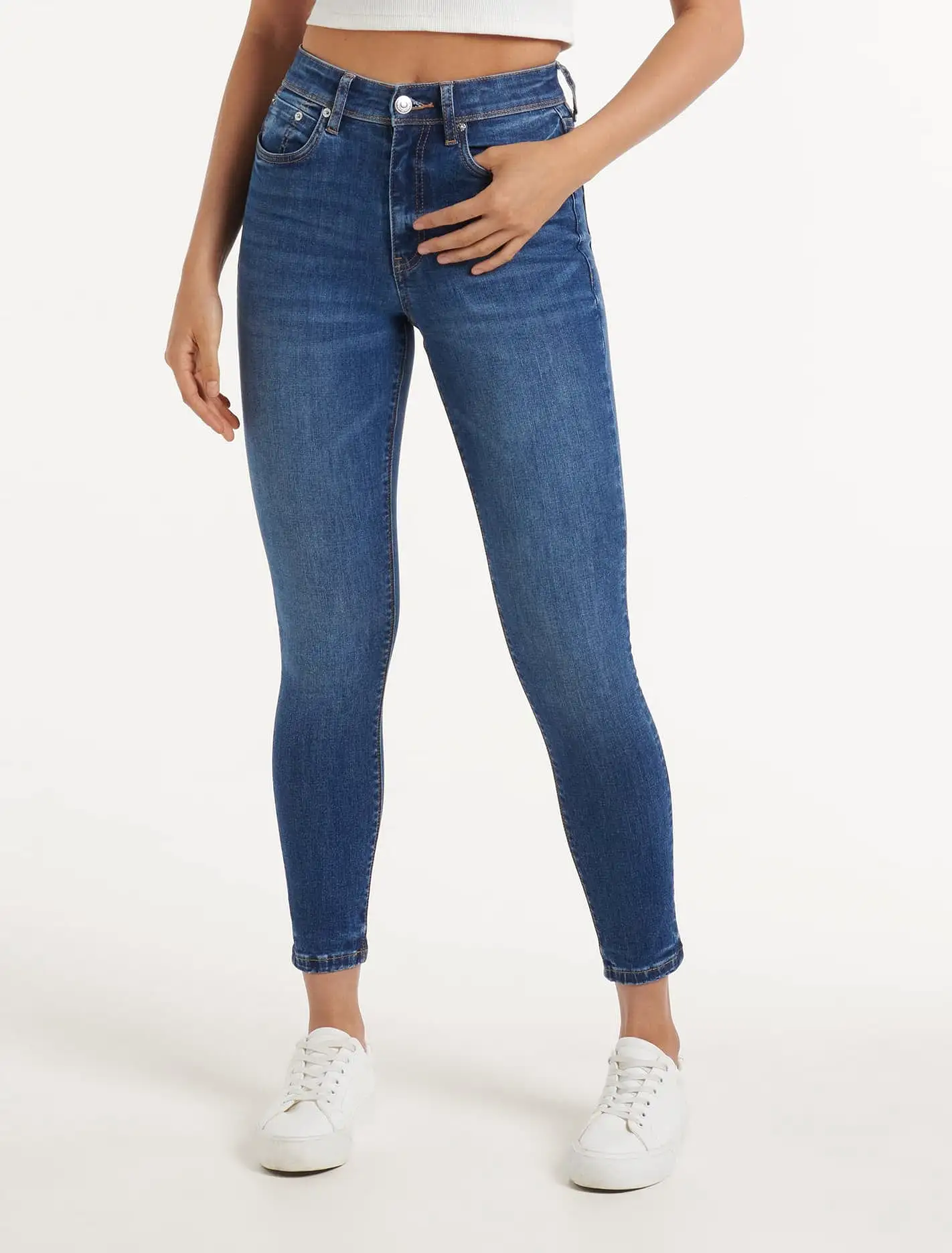 Nala Mid-Rise Skinny Jeans