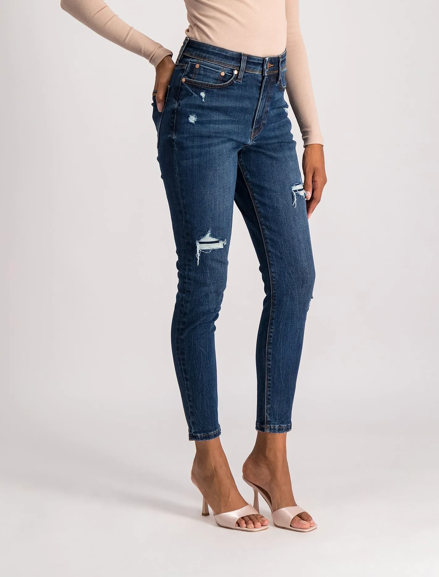 Nala Mid-Rise Skinny Jeans