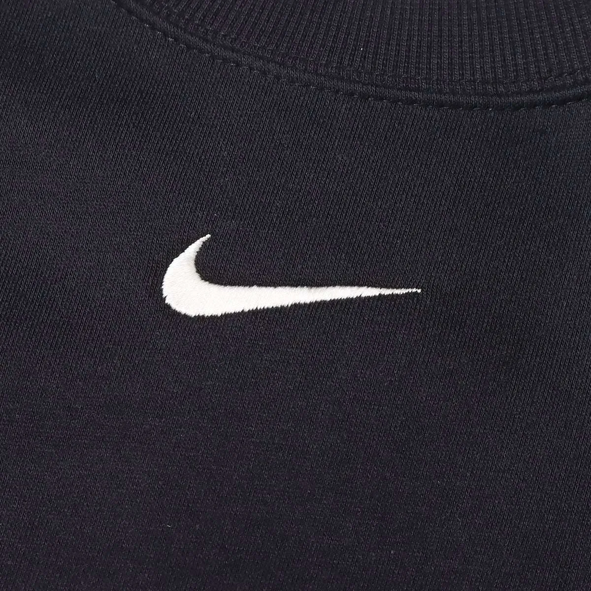 Nike  |Nike Solo Swoosh