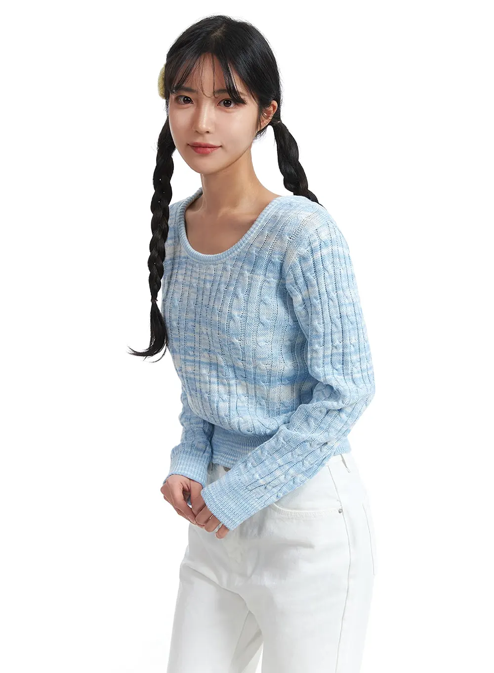 Ombre Cable Knit Round Neck Sweater OJ425