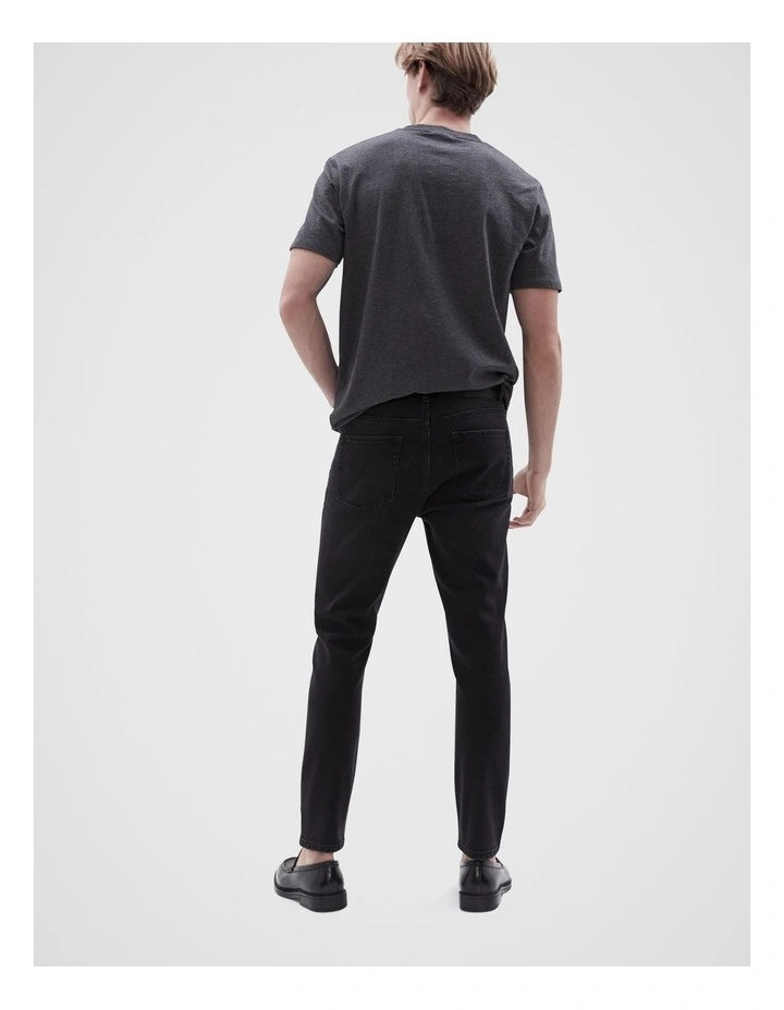 Slim Tapered Jean in Washed Black