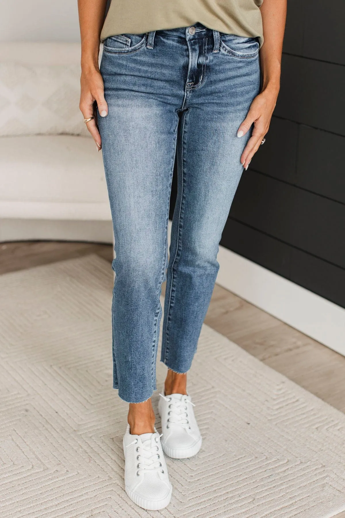 Vervet Slim Straight Jeans- Haddie Wash