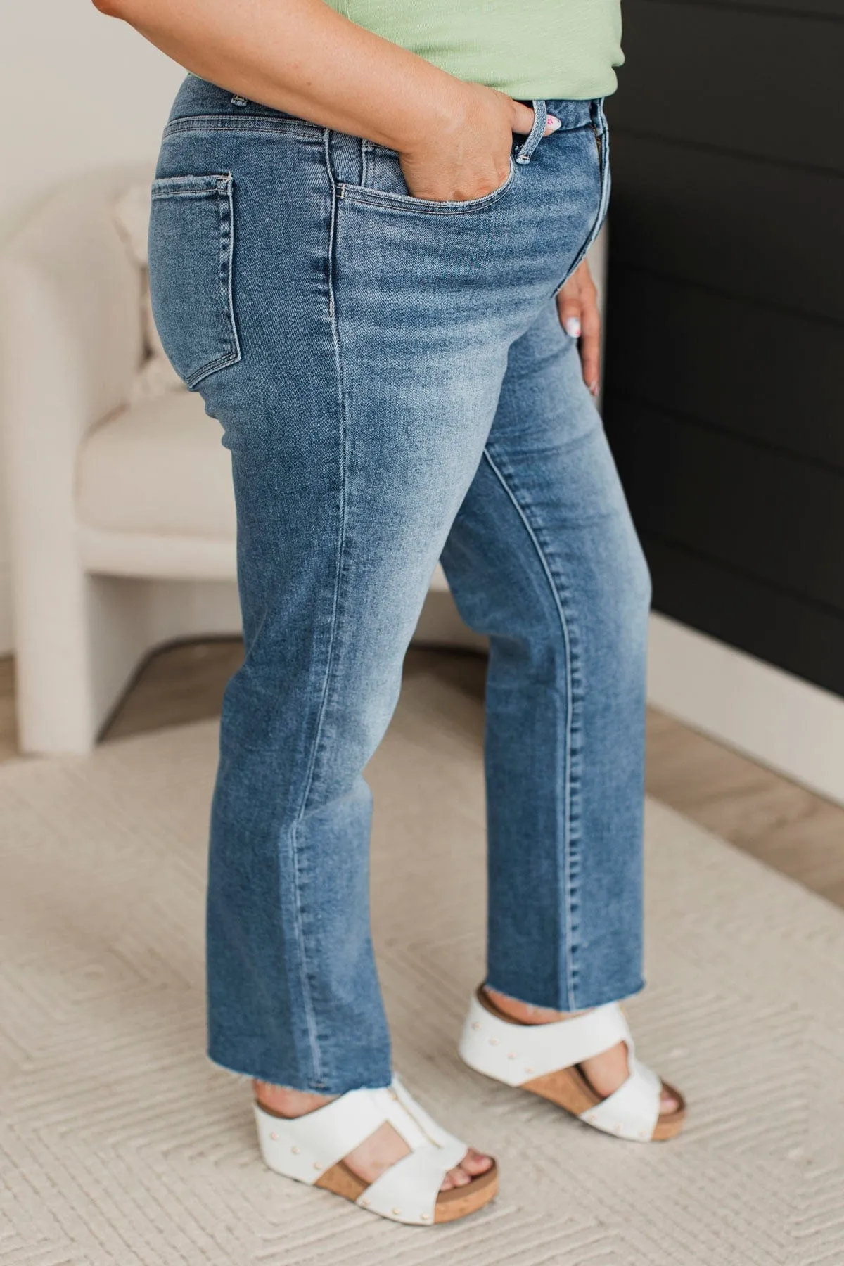 Vervet Slim Straight Jeans- Haddie Wash