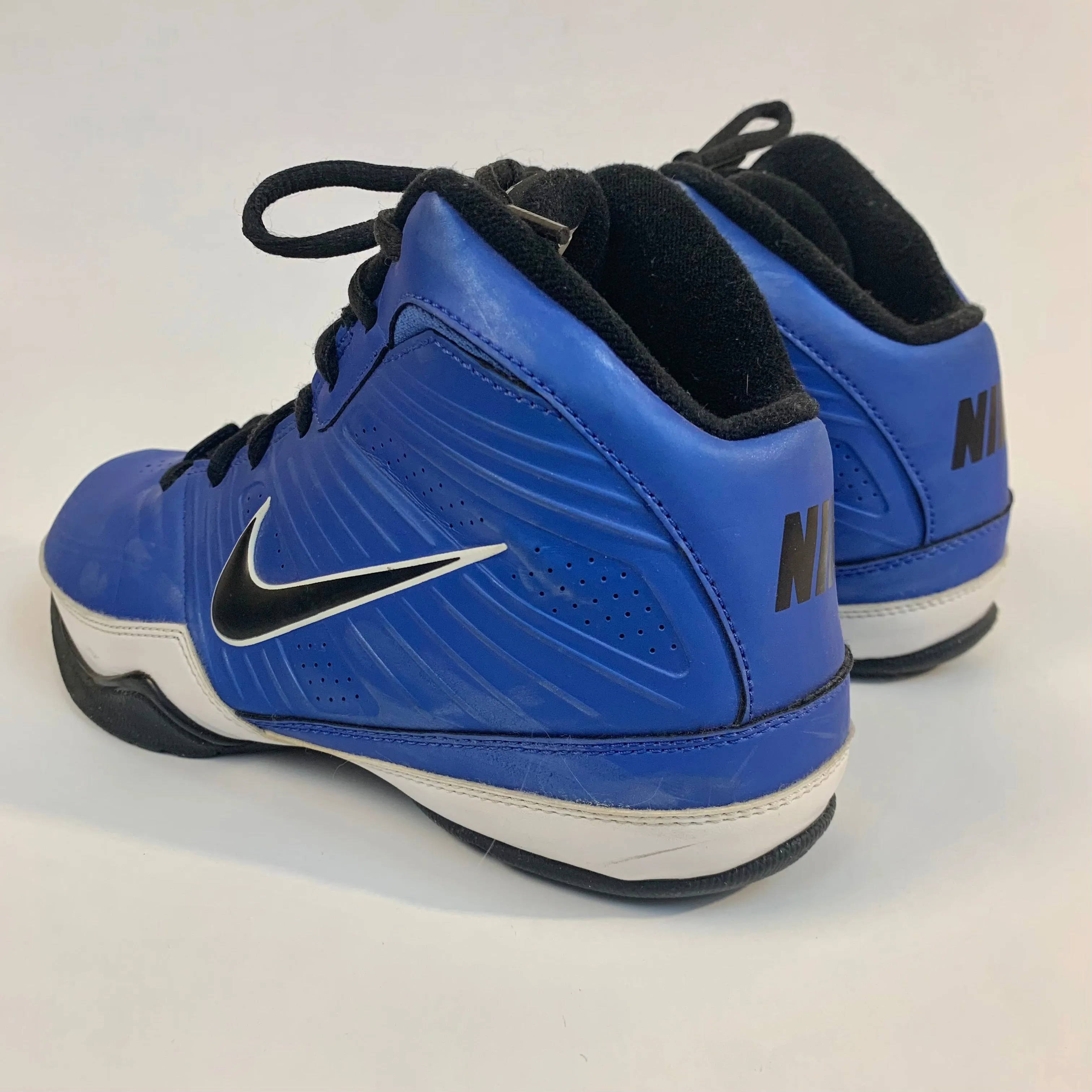 Vintage bright blue Nike basketball hi tops 6.5/7