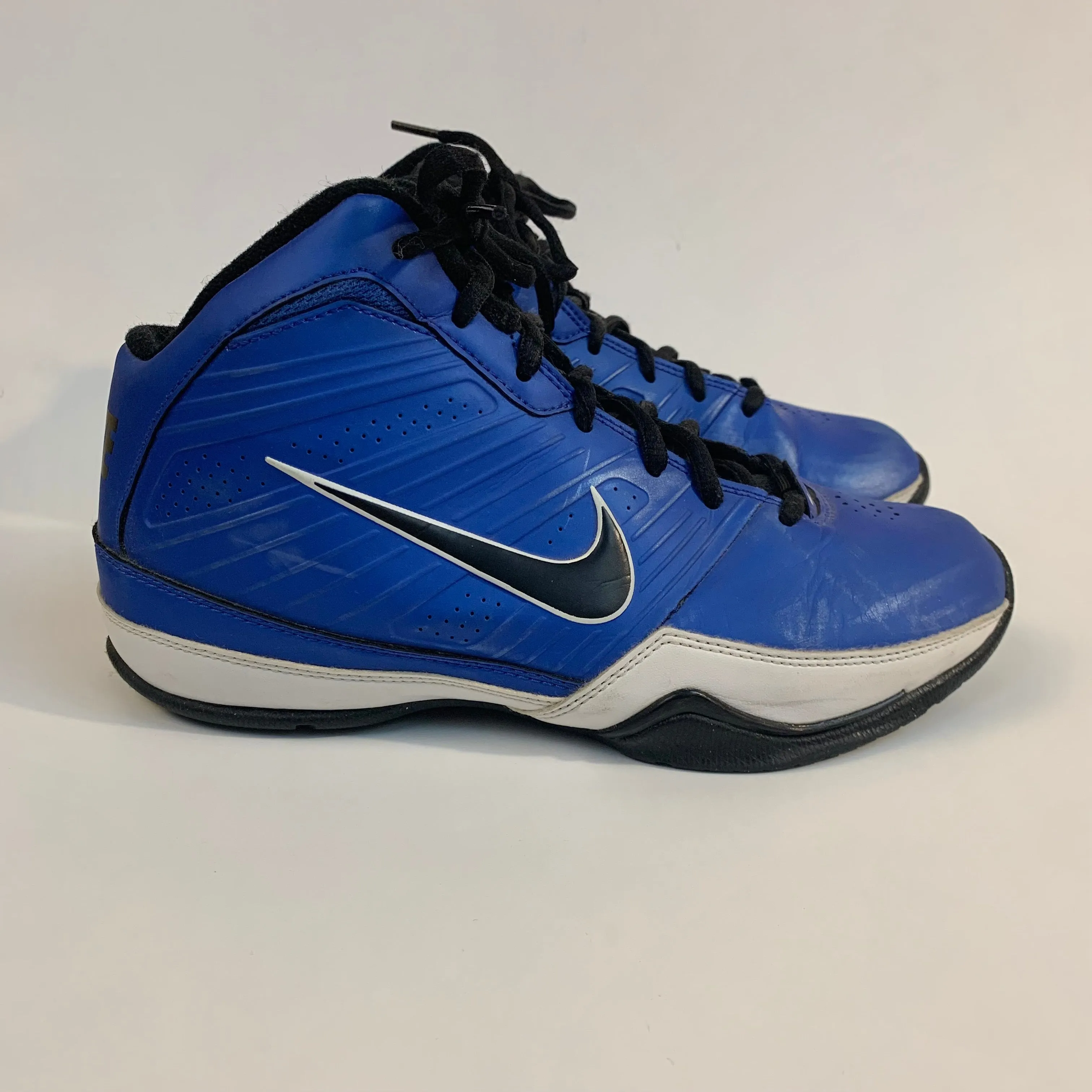 Vintage bright blue Nike basketball hi tops 6.5/7